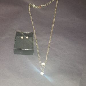 Pendant & earring Set